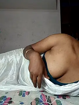 Tamil Kavitha online show from January 17, 6:15 pm