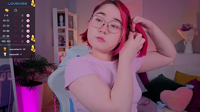 Snapshot of Sexy_Peachy chatting on September 26, 7:28 am Sexy Peachy online show from September 26, 7:28 am
