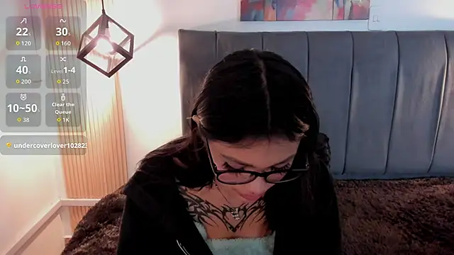 Snapshot of Evaa_rosee_ chatting on October 4, 12:22 pm Evaa rosee online show from October 4, 12:22 pm
