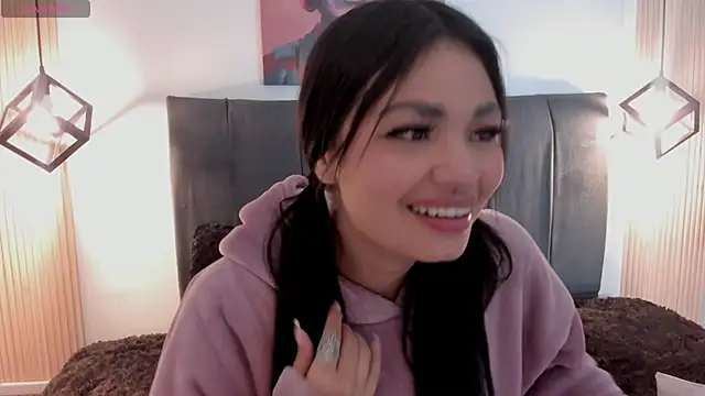 Snapshot of Evaa_rosee_ chatting on October 3, 12:21 pm Evaa rosee online show from October 3, 12:21 pm