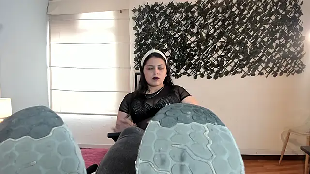 Shantal  G online show from October 29, 6:21 pm