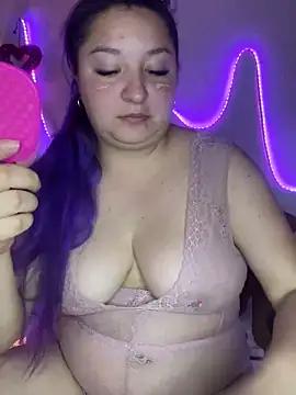 Emma  Fox  online show from November 18, 5:03 pm