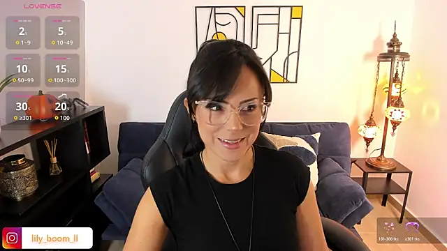 Lyliboomm online show from October 23, 9:43 pm