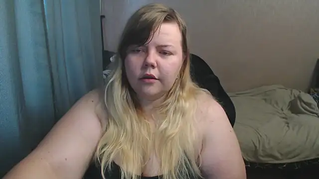 AsmiTKeyn online show from October 9, 3:10 am