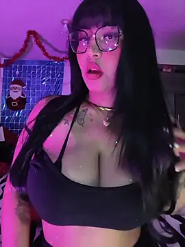 Gabilicious25 online show from December 18, 9:36 am