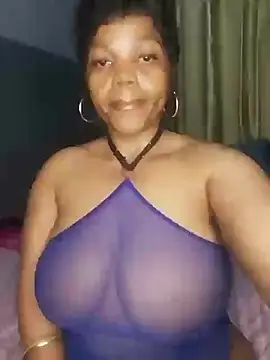 boujee01 online show from October 6, 1:00 am