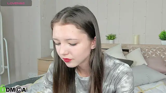 Amanda Reedd online show from September 26, 7:17 am