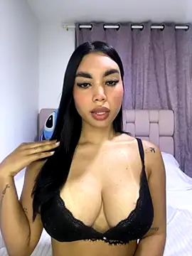 karolaalcendra online show from November 23, 4:37 am