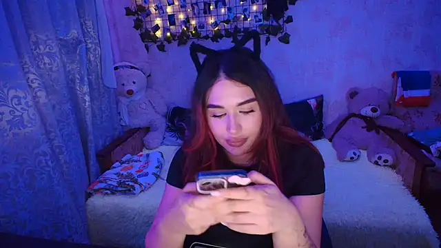 Amireth online show from November 6, 10:15 pm