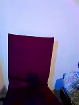 Cutie-Whiskey1 online show from December 19, 6:55 pm