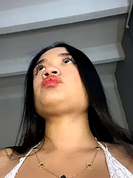 Alanasole online show from October 25, 1:57 am