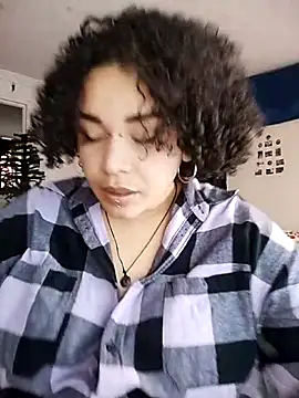 Julie wallace online show from November 26, 12:50 pm