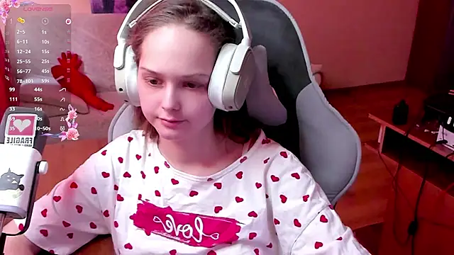 SharybbFace online show from March 10, 1:37 pm