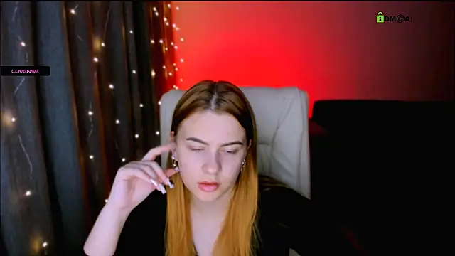 red  dizzy online show from November 13, 8:19 pm