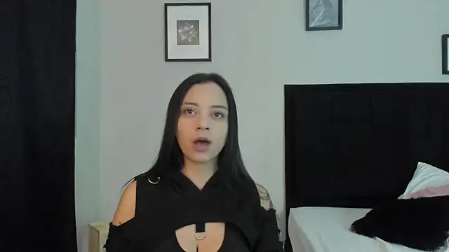 Snapshot of Sab_Brand chatting on October 24, 7:21 pm Sab Brand online show from October 24, 7:21 pm