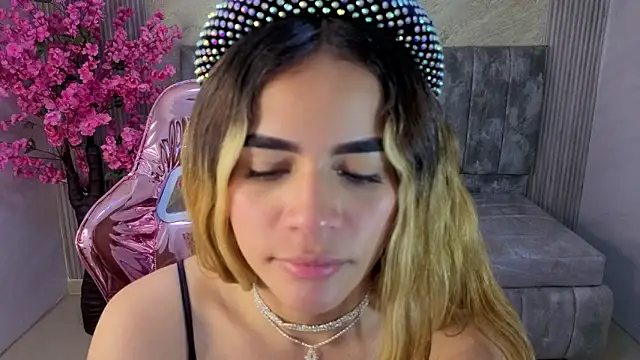 lilith4 s online show from October 26, 11:11 pm