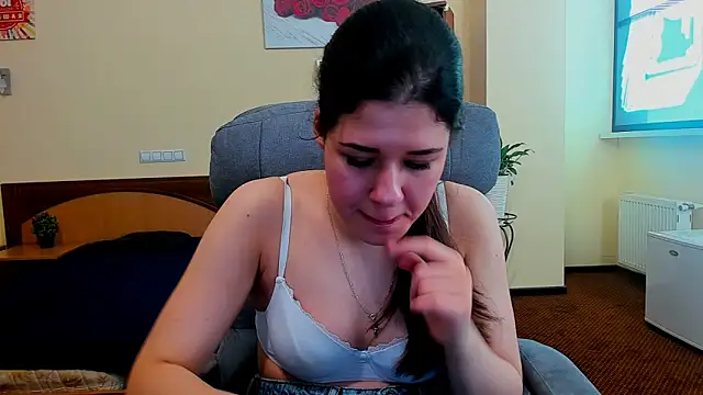 Joannia online show from November 15, 8:15 am