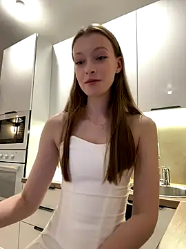 FriendlyFire 18 online show from September 30, 5:51 pm