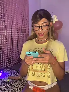 Snapshot of Sweet_Tyra_Doll chatting on October 17, 7:55 am Sweet Tyra Doll online show from October 17, 7:55 am