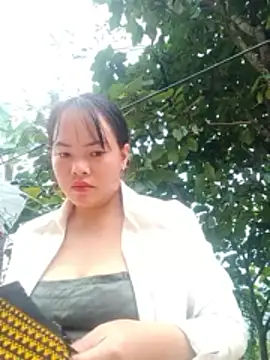 emilyzz online show from November 16, 7:10 am