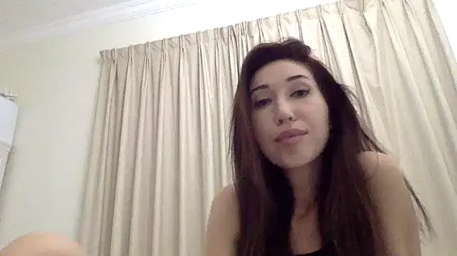 Talivah online show from December 3, 9:50 pm