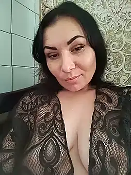 Mia24Blove online show from July 25, 2:24 pm
