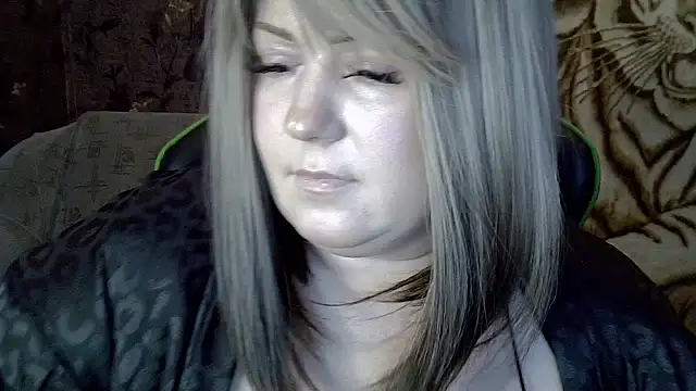 YuliiaSan online show from September 27, 2:35 pm