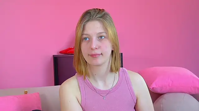 BeatriceBinoche online show from March 14, 6:36 am