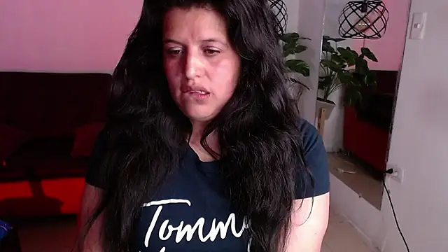 Andrea secret  online show from September 16, 6:05 pm