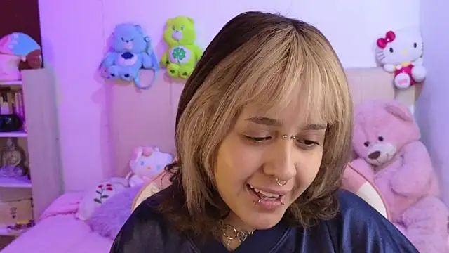 NekoWaifu online show from April 6, 2:29 pm