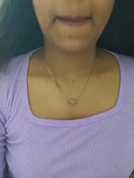reetika6375 online show from June 21, 5:11 am