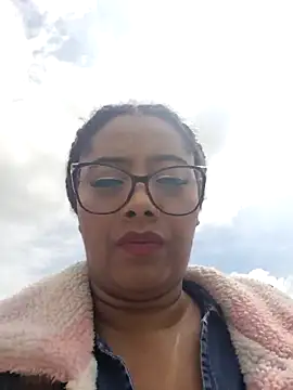 Snapshot of Ebony-Goddess19 chatting on October 6, 6:45 pm Ebony-Goddess19 online show from October 6, 6:45 pm