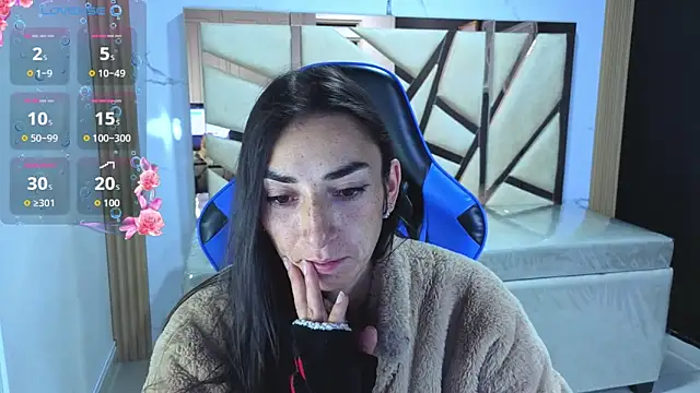 Maily a  online show from April 19, 2:55 am