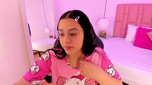 Amy Ferreira online show from January 6, 5:11 am