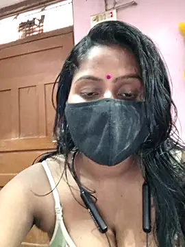 Jasmine Januja online show from October 3, 6:51 am