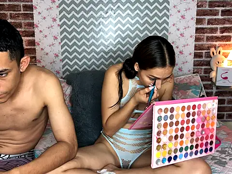 Snapshot of KaMila_M00N chatting on September 22, 1:53 pm KaMila M00N online show from September 22, 1:53 pm