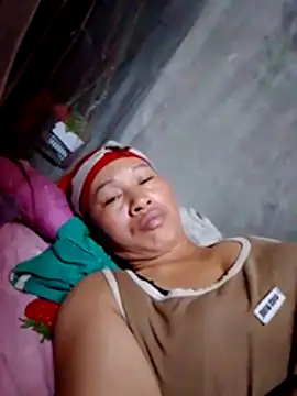 donna-bae online show from February 22, 10:43 pm