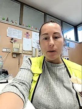 bichota85 online show from November 18, 11:22 am