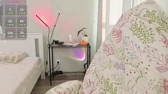 lunatale2 online show from September 24, 2:05 pm