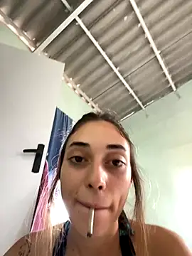 loirinhaaa online show from October 16, 3:58 pm