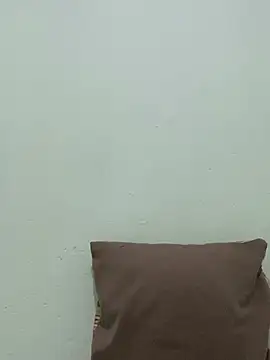 loirinhaaa online show from March 17, 11:31 pm