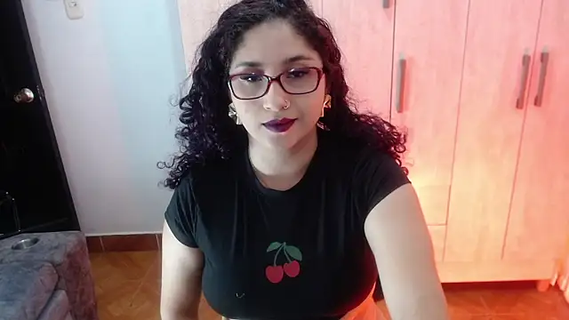 Gia Dior online show from October 24, 11:34 pm