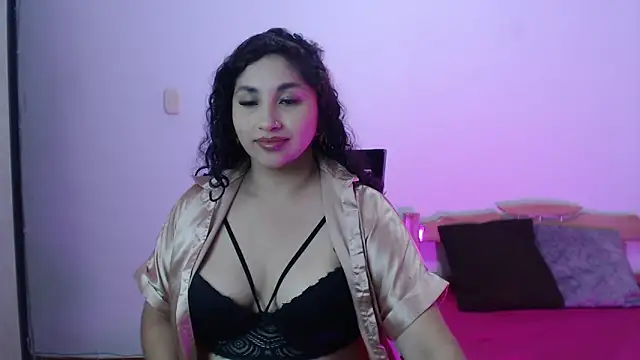 Gia Dior online show from November 16, 12:12 am