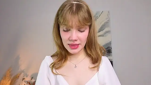 pienaple online show from November 2, 4:27 am