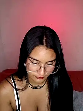 Renata Zoe online show from December 5, 2:11 am