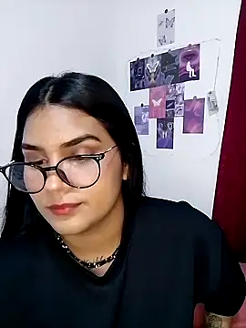 Renata Zoe online show from October 9, 2:15 am