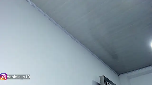 Daniela x19 online show from February 14, 1:07 am