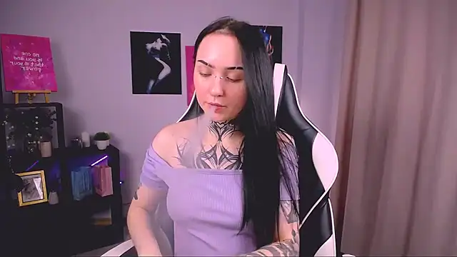 MollyKissy online show from November 15, 9:43 am