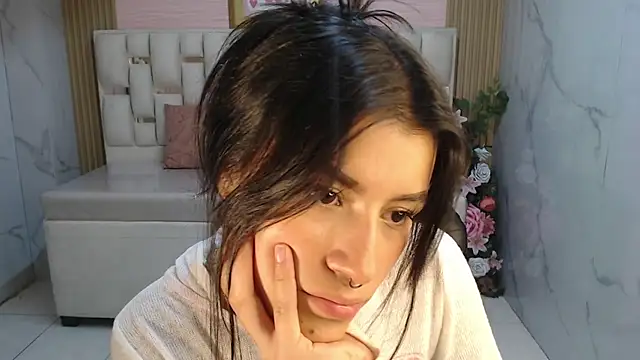 helena1 s online show from October 15, 8:33 pm