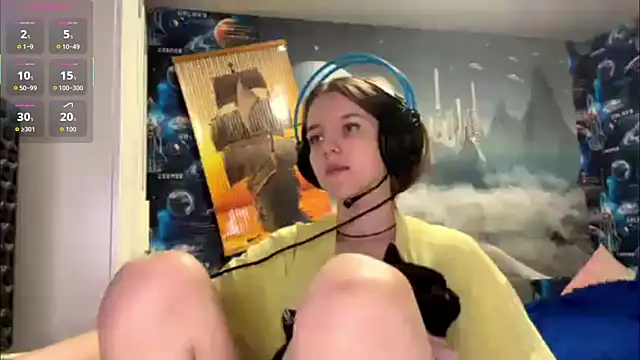 Elira Breeze online show from December 14, 3:07 pm